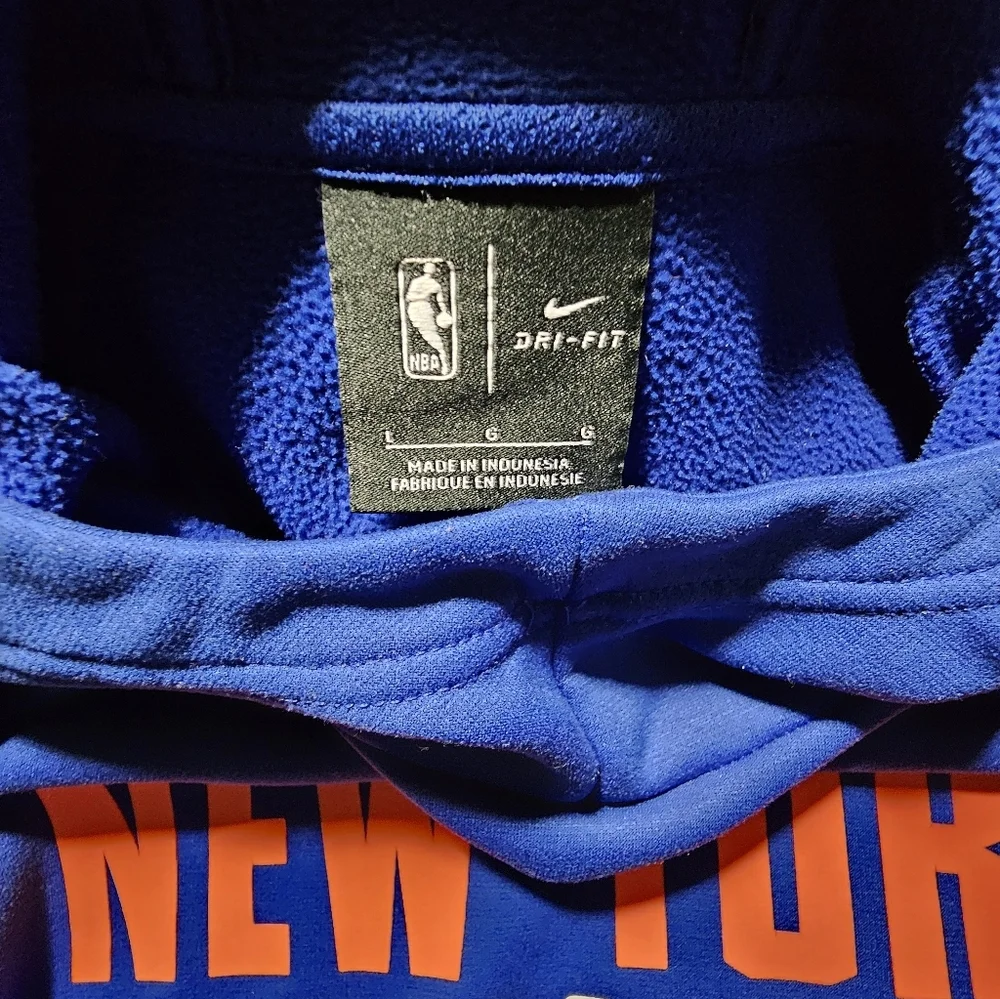 Nike NBA New York Basketball Hoodie - Picture 10 of 15
